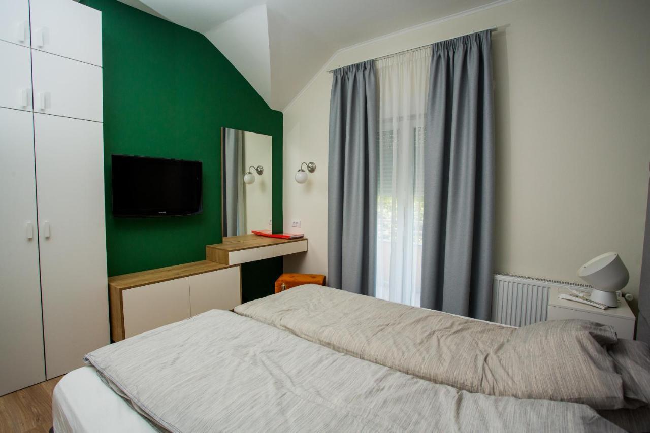 Apartman Zeka Paragvajac Appartement Subotica Buitenkant foto